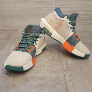 Nike LeBron Witness 8 Basketball Shoes Size US Men 6.5 EU 39 Women's Size 8